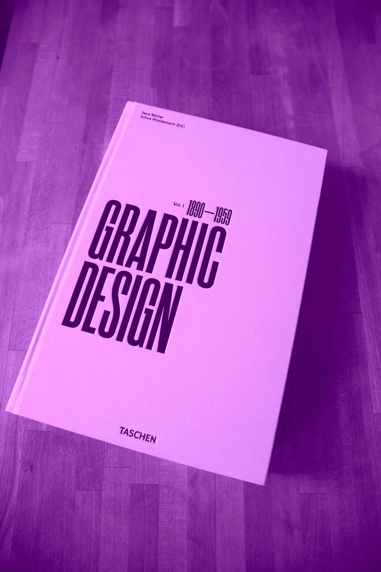 ¿Qué aspectos debe considerar una empresa al elegir una agencia de diseño web?